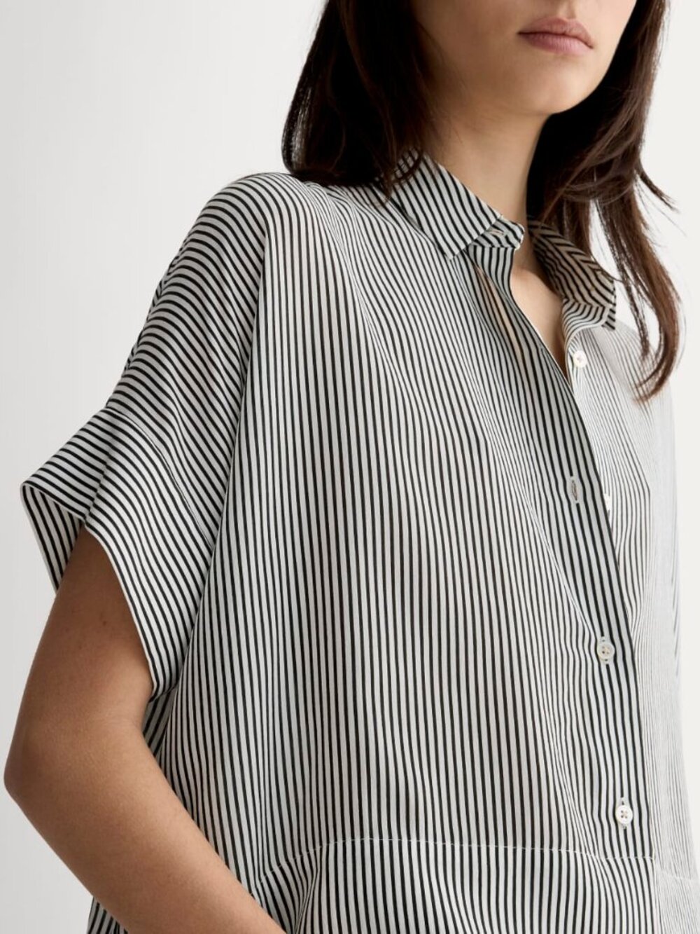 Everlane Boxy Silk Shirt - Picture 4 of 4